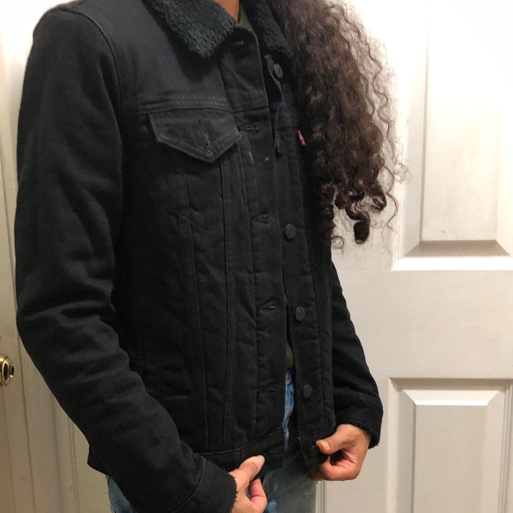 Levi’s denim trucker fur jacket